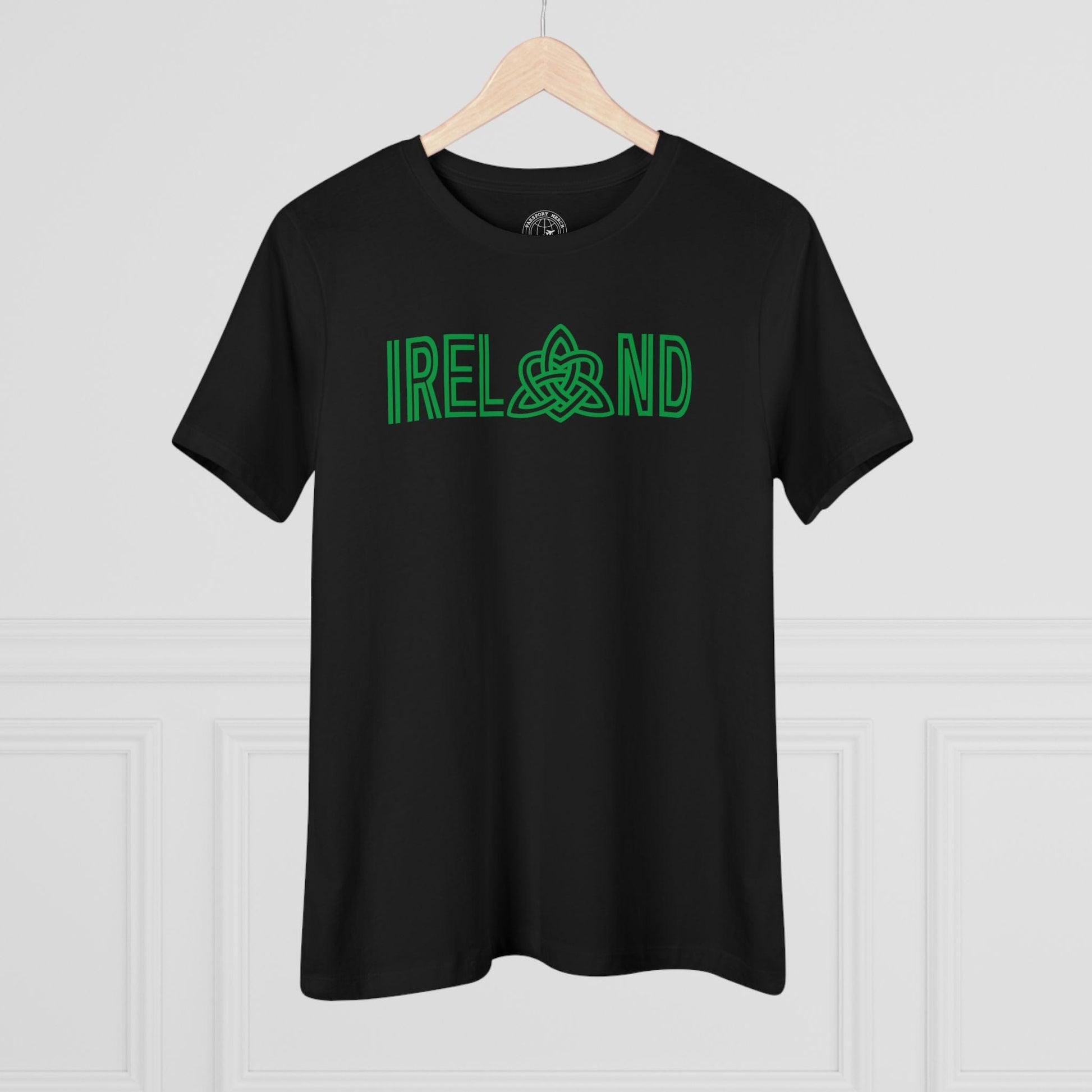 Ireland Celtic Trinity Love Knot, Womens Fit T-Shirt Black / S