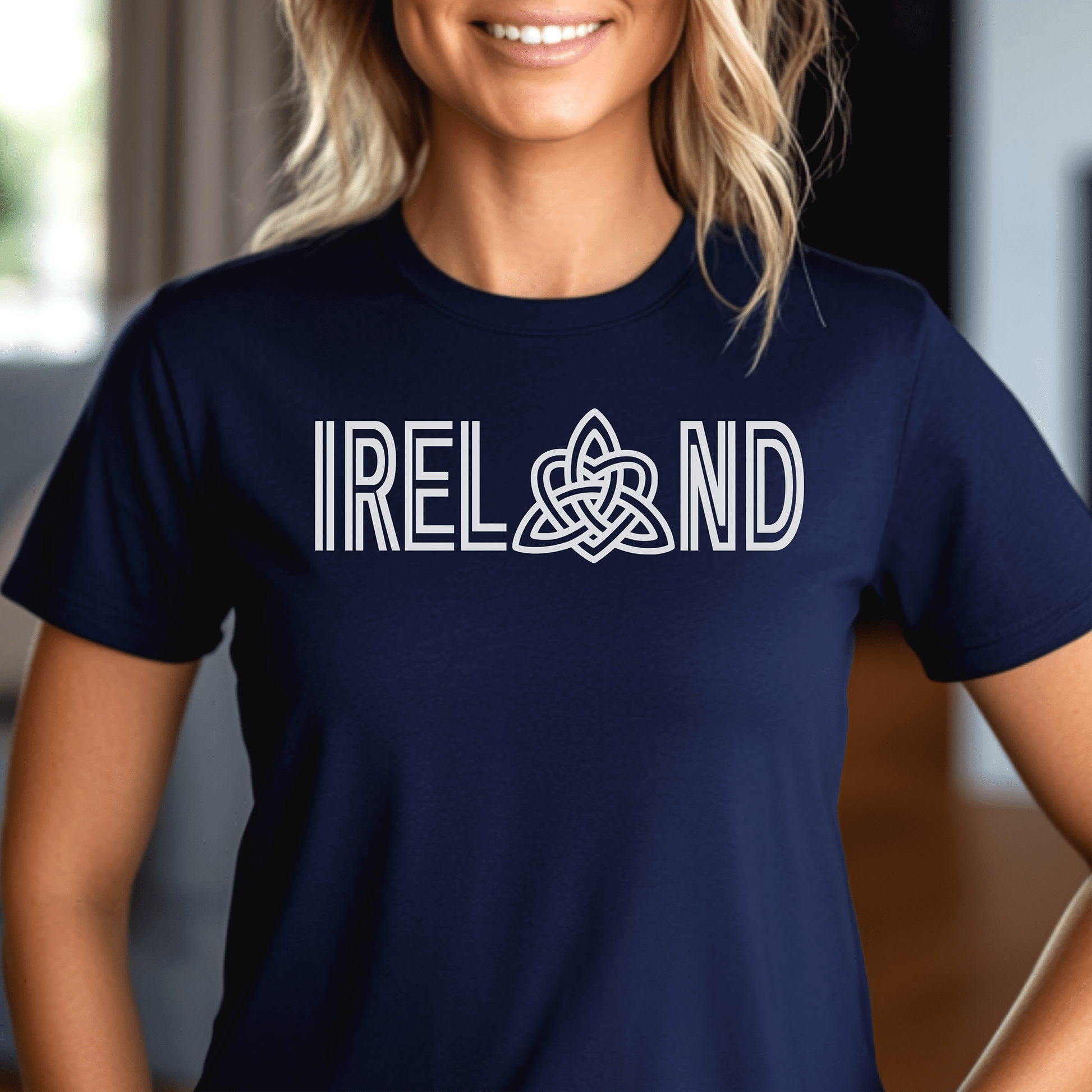 Ireland Celtic Trinity Love Knot, Womens Fit T-Shirt Navy / S