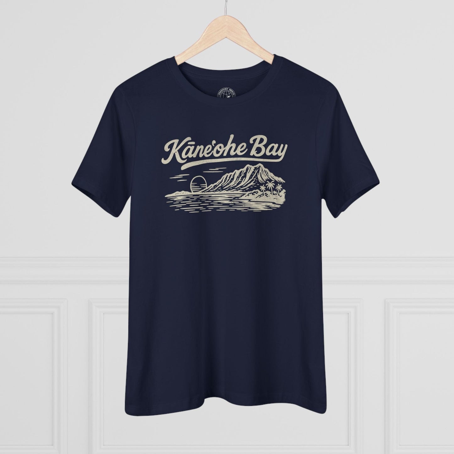 Kaneohe Bay Vintage Monochrome, Hawaii, Womens Fit T-Shirt Navy / S