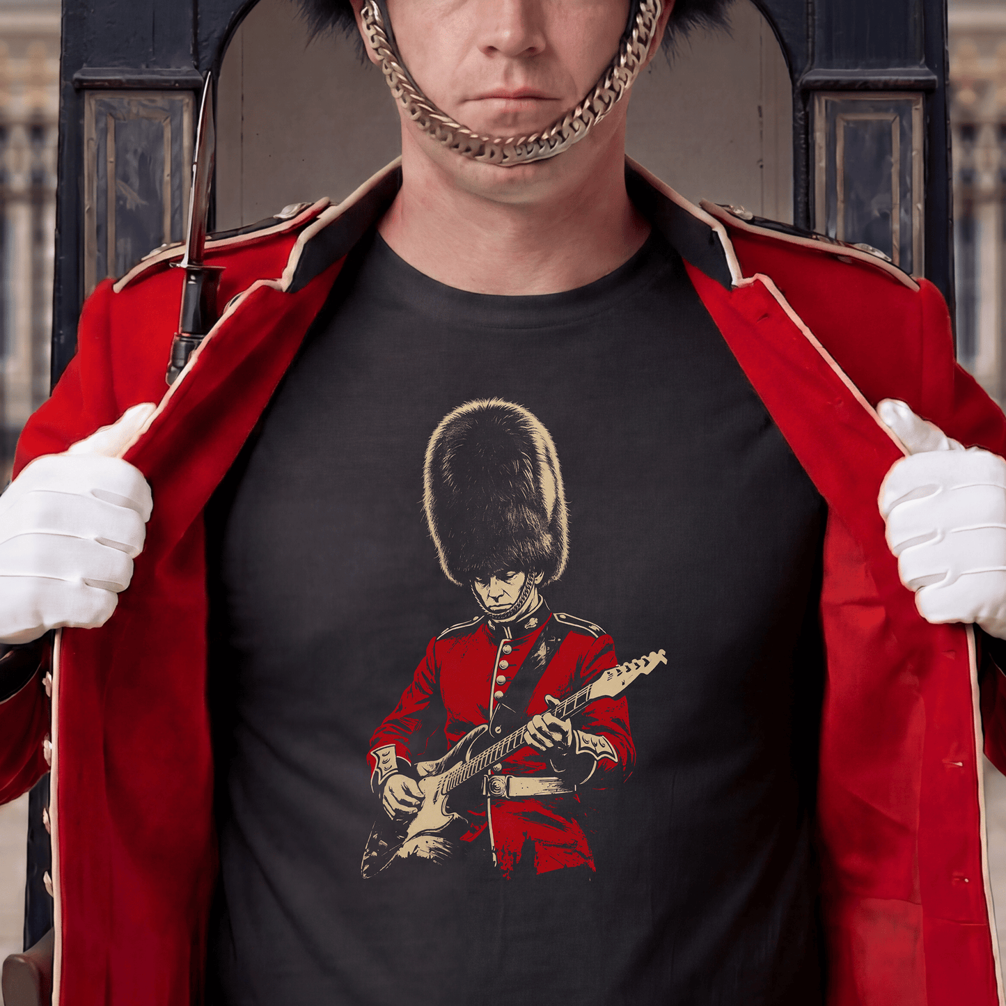 King's Guard Guitar Solo, England T-Shirt Black / S