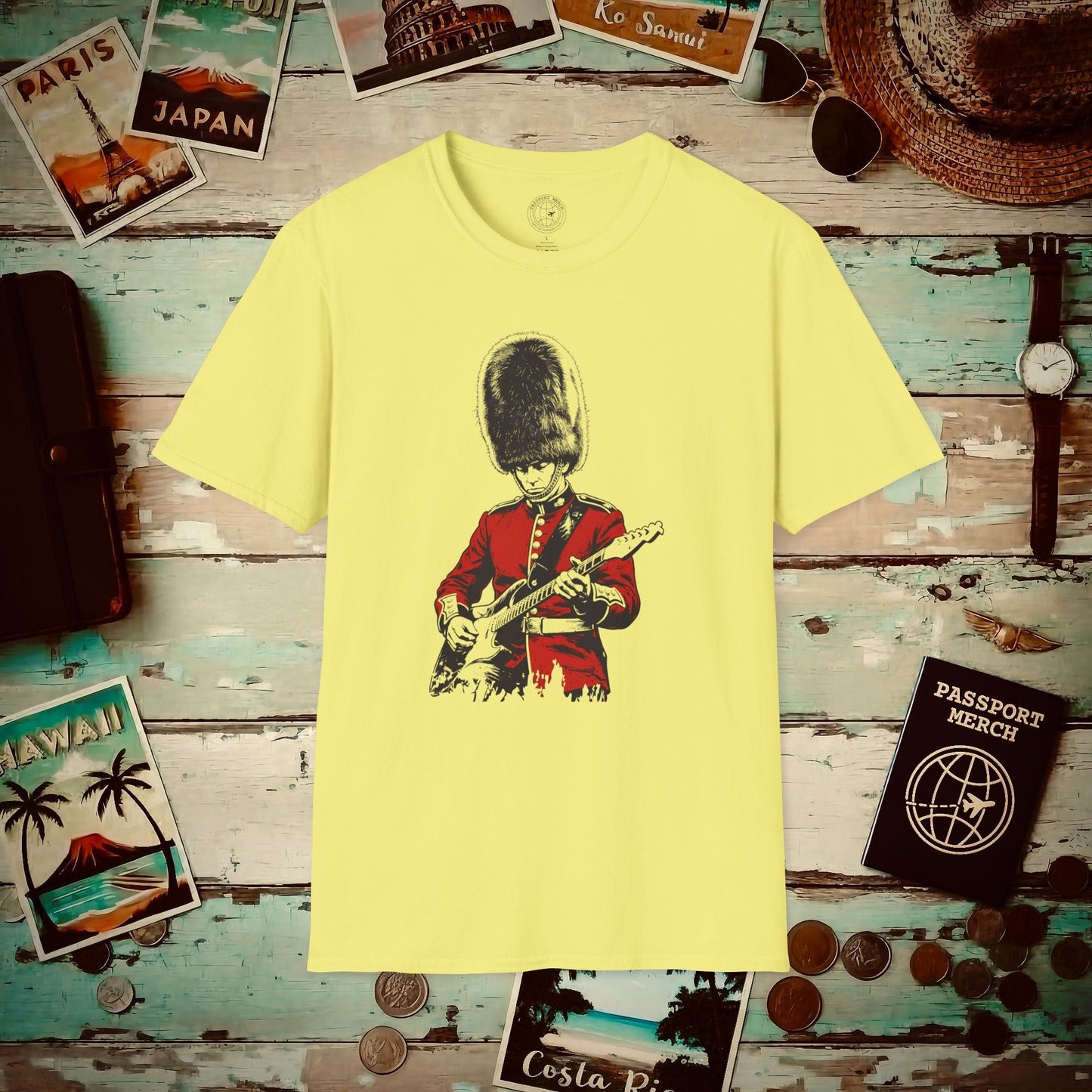 King's Guard Guitar Solo, England T-Shirt Cornsilk / S