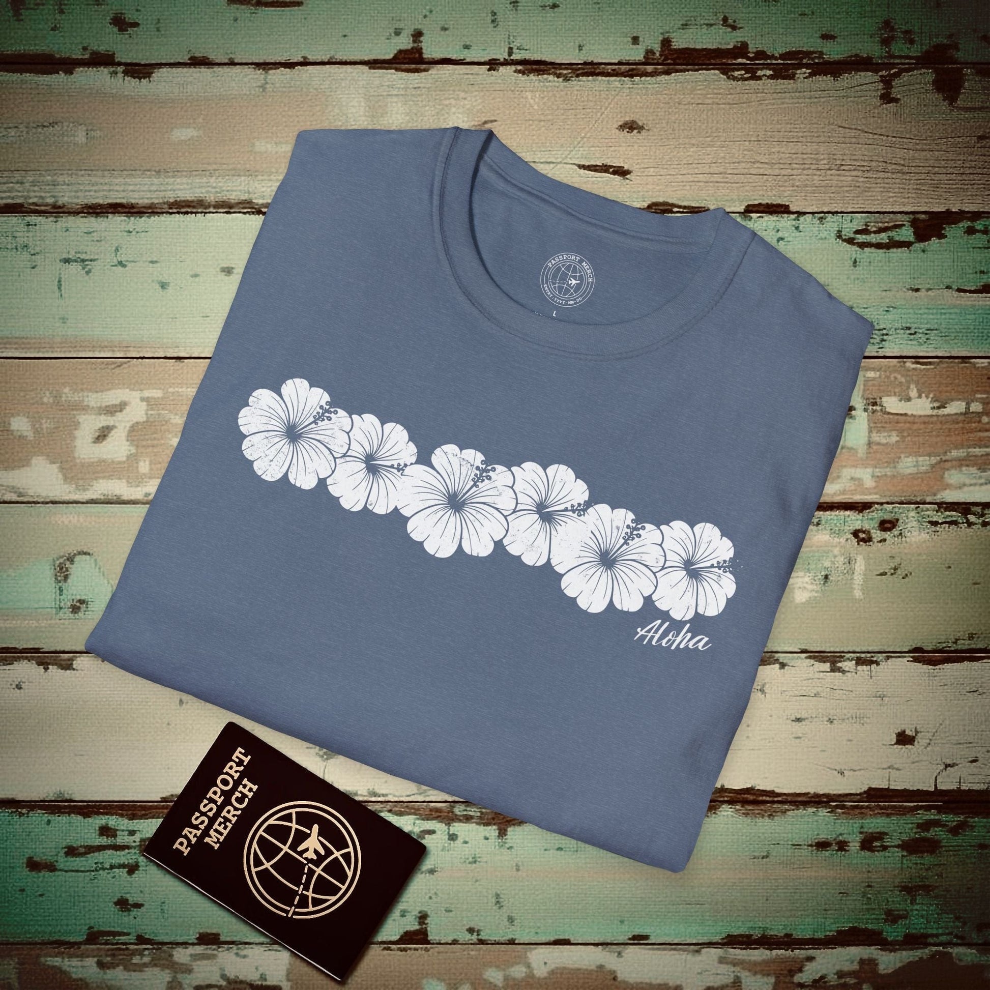 Monochrome Hibiscus, Hawaii T-Shirt Heather Indigo / S