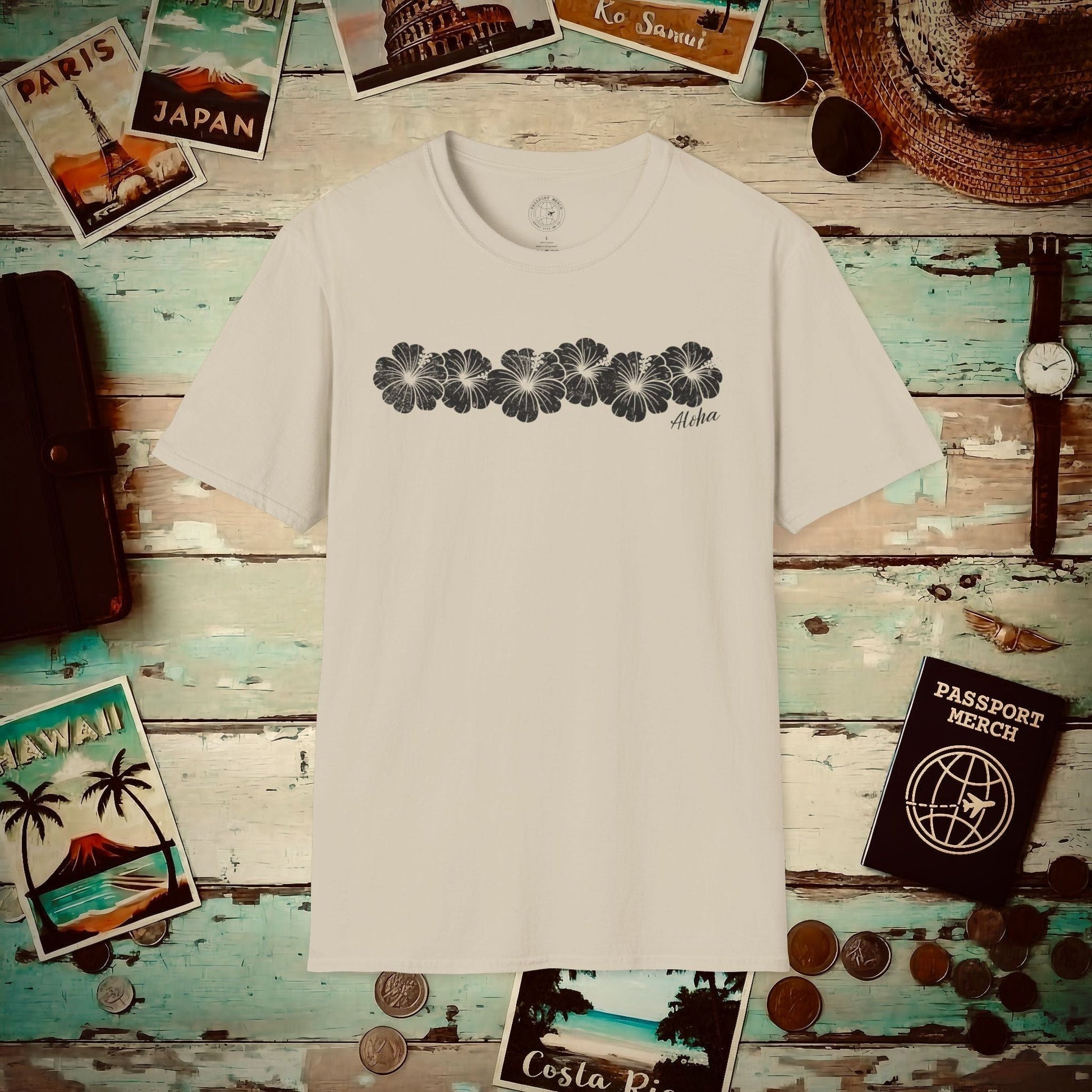 Monochrome Hibiscus, Hawaii T-Shirt Sand / S