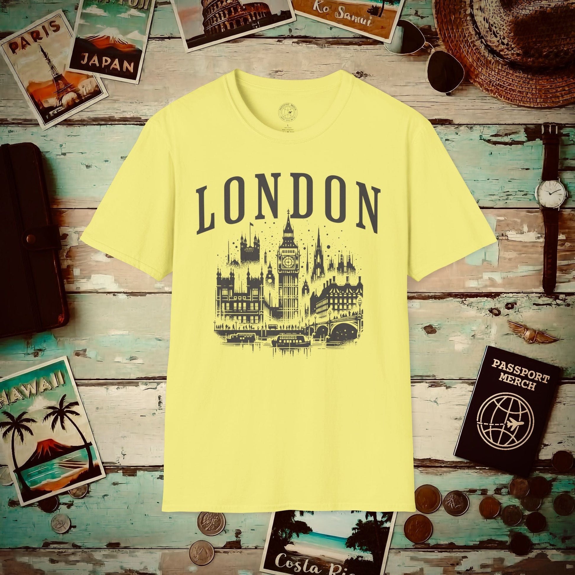 Monochrome London, England T-Shirt Cornsilk / S