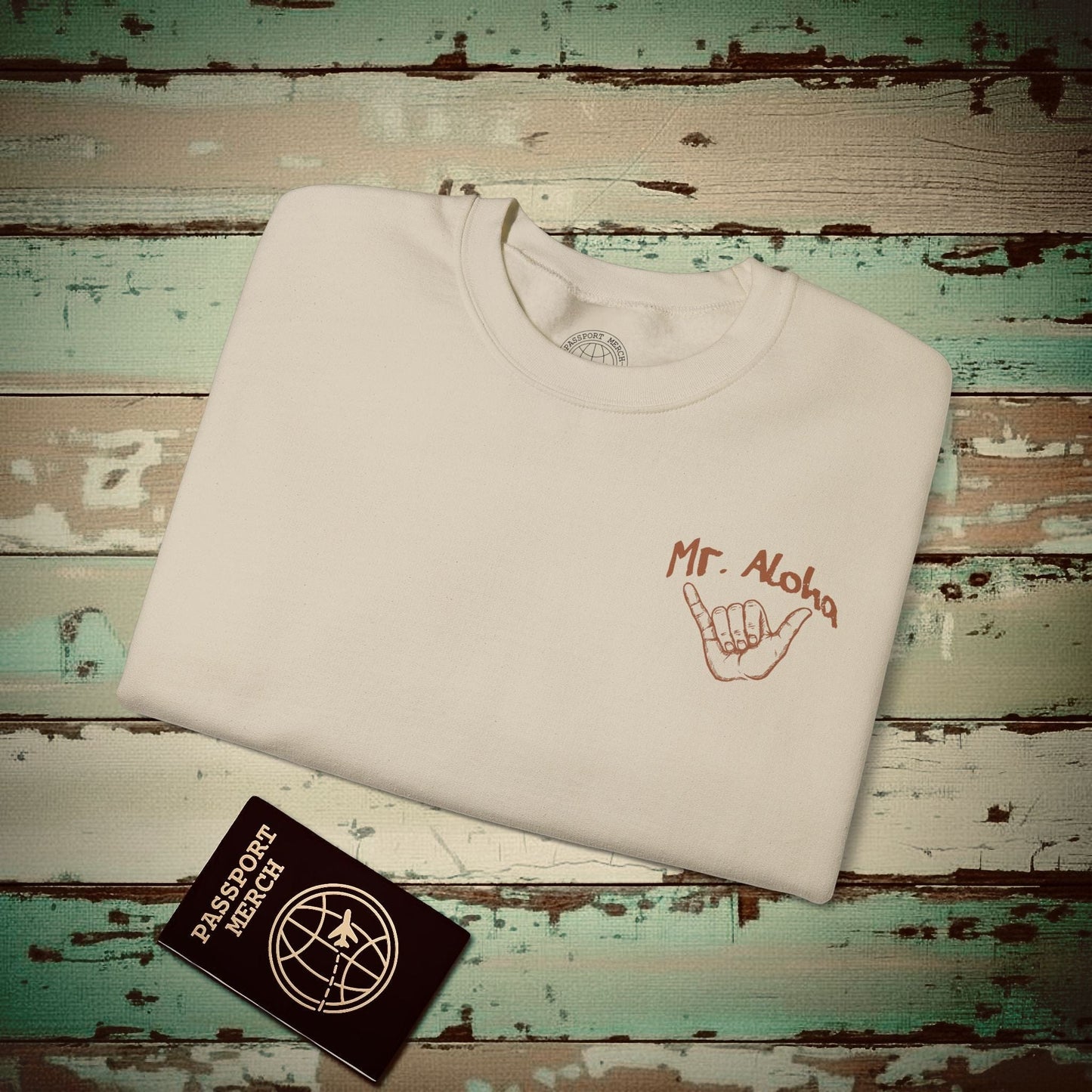 Mr. Aloha Shaka, Hawaii Crewneck Sand / S