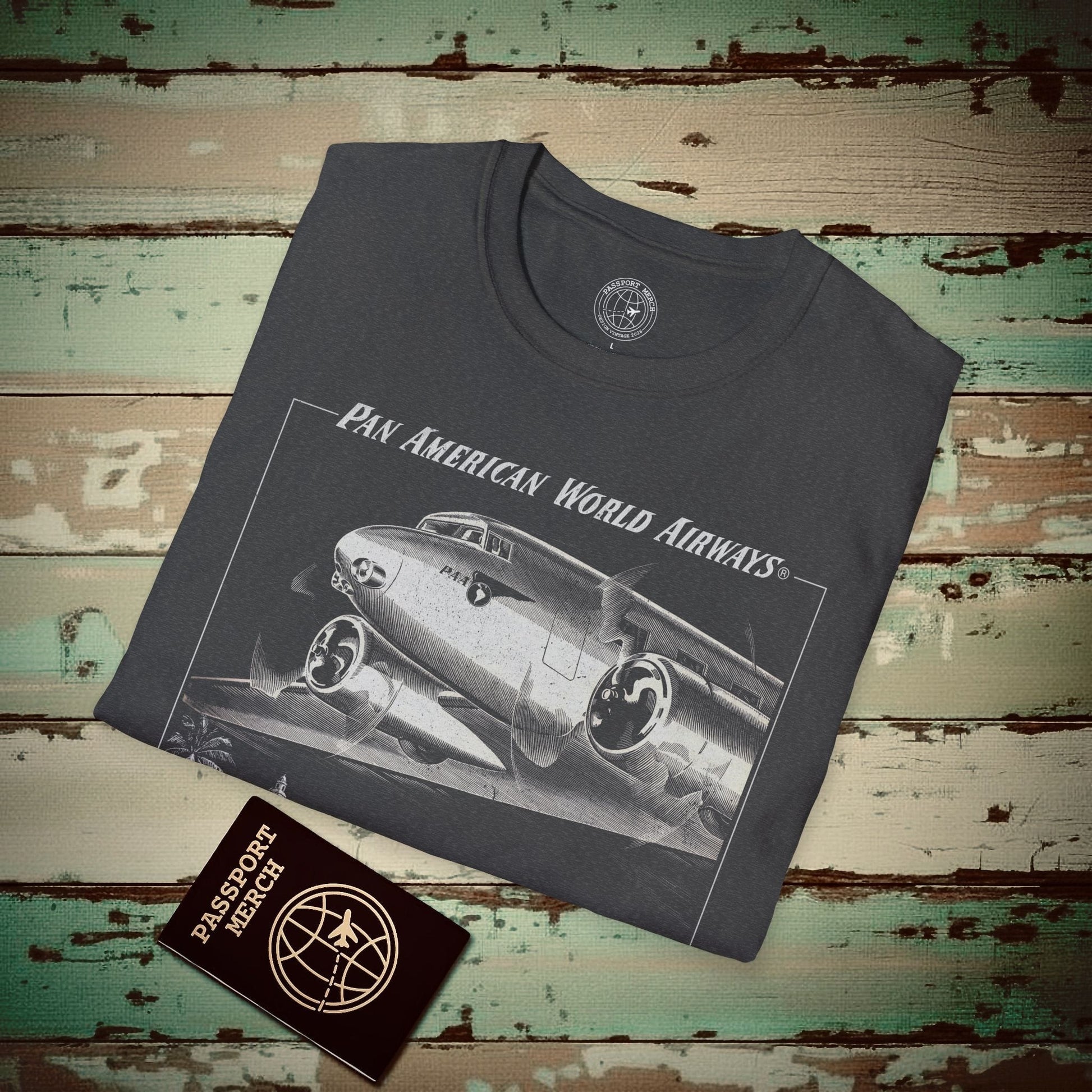 Pan Am 1950s San Francisco-Honolulu Route, Hawaii (OFFICIAL) T-Shirt Dark Heather / S