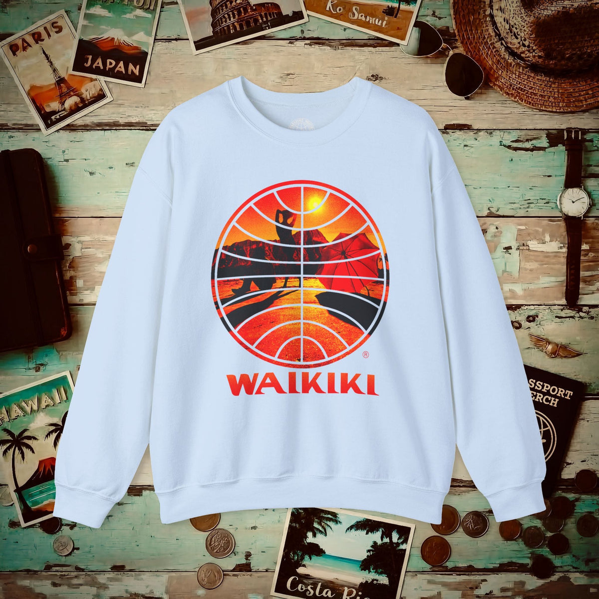 Pan Am Waikiki Visions, Hawaii (OFFICIAL) Crewneck S / Light Blue