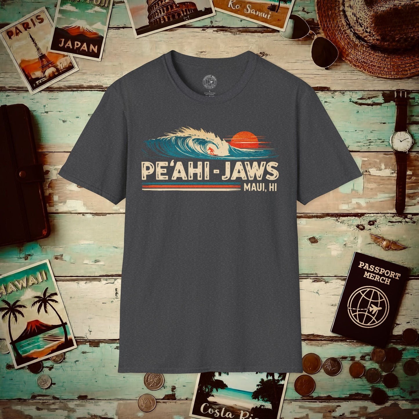 Peahi Jaws, Maui, Hawaii - Vibrant Surf Retro T-Shirt Dark Heather / S