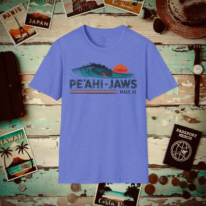 Peahi Jaws, Maui, Hawaii - Vibrant Surf Retro T-Shirt Heather Royal / S