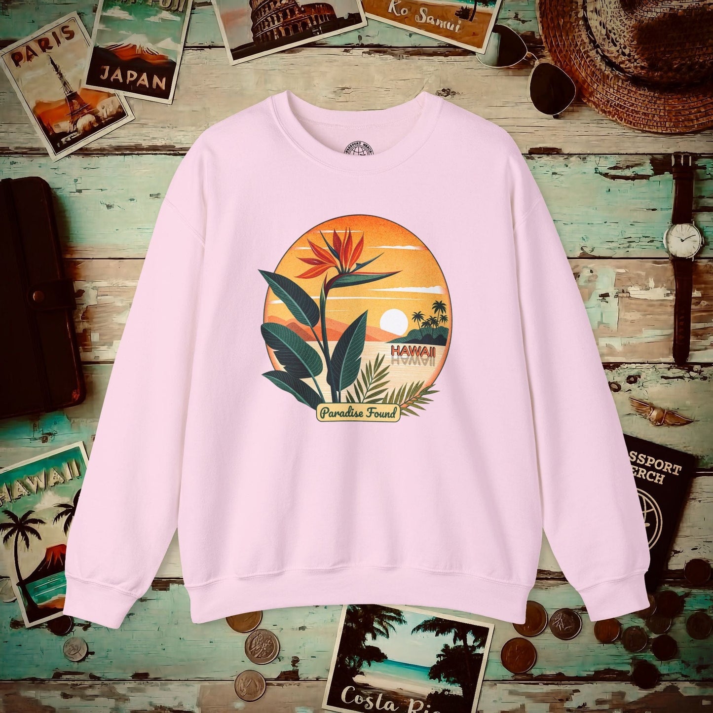 Retro (Bird of) Paradise Found, Hawaii Crewneck Light Pink / S