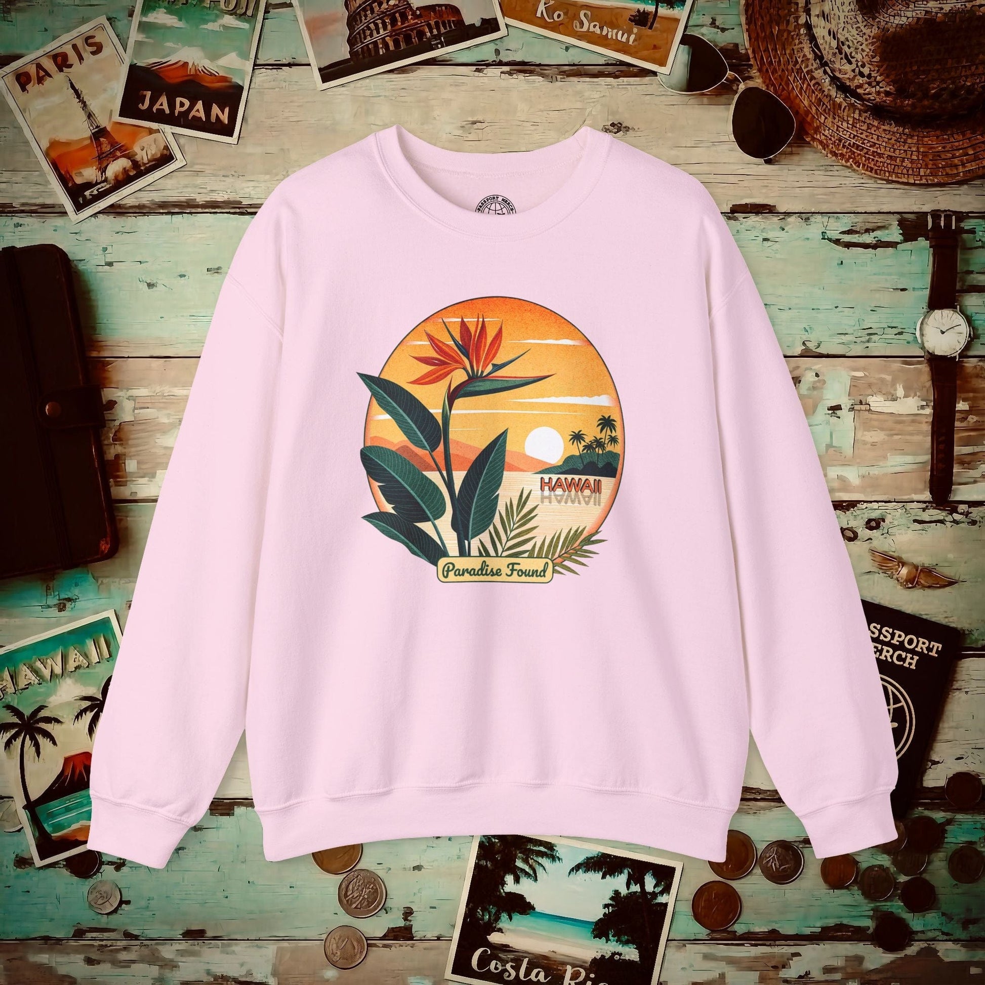 Retro (Bird of) Paradise Found, Hawaii Crewneck Light Pink / S