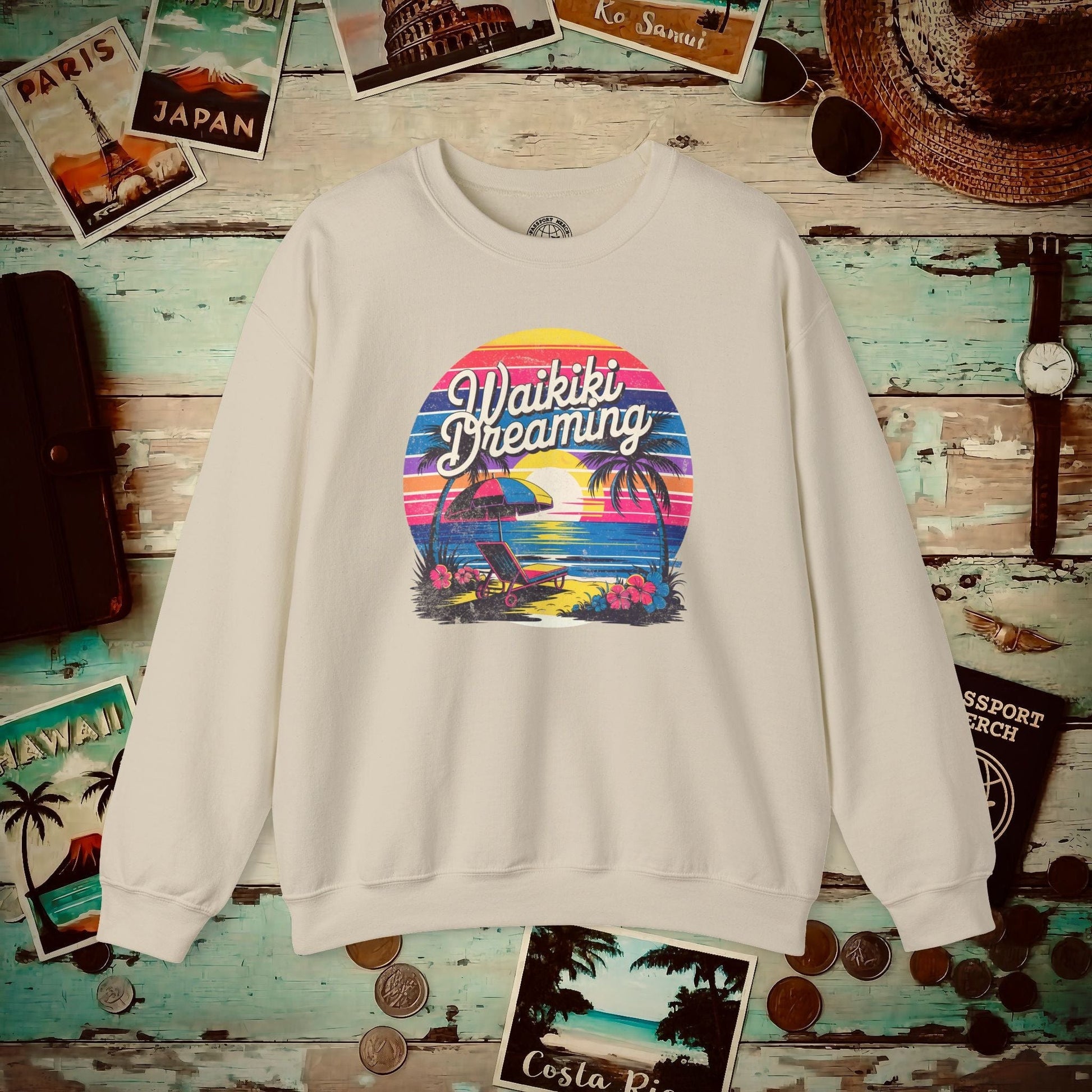Retro Waikiki Dreaming, Hawaii Crewneck Sand / S