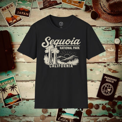 Sequoia National Park Vintage Monochrome, California T-Shirt Black / S