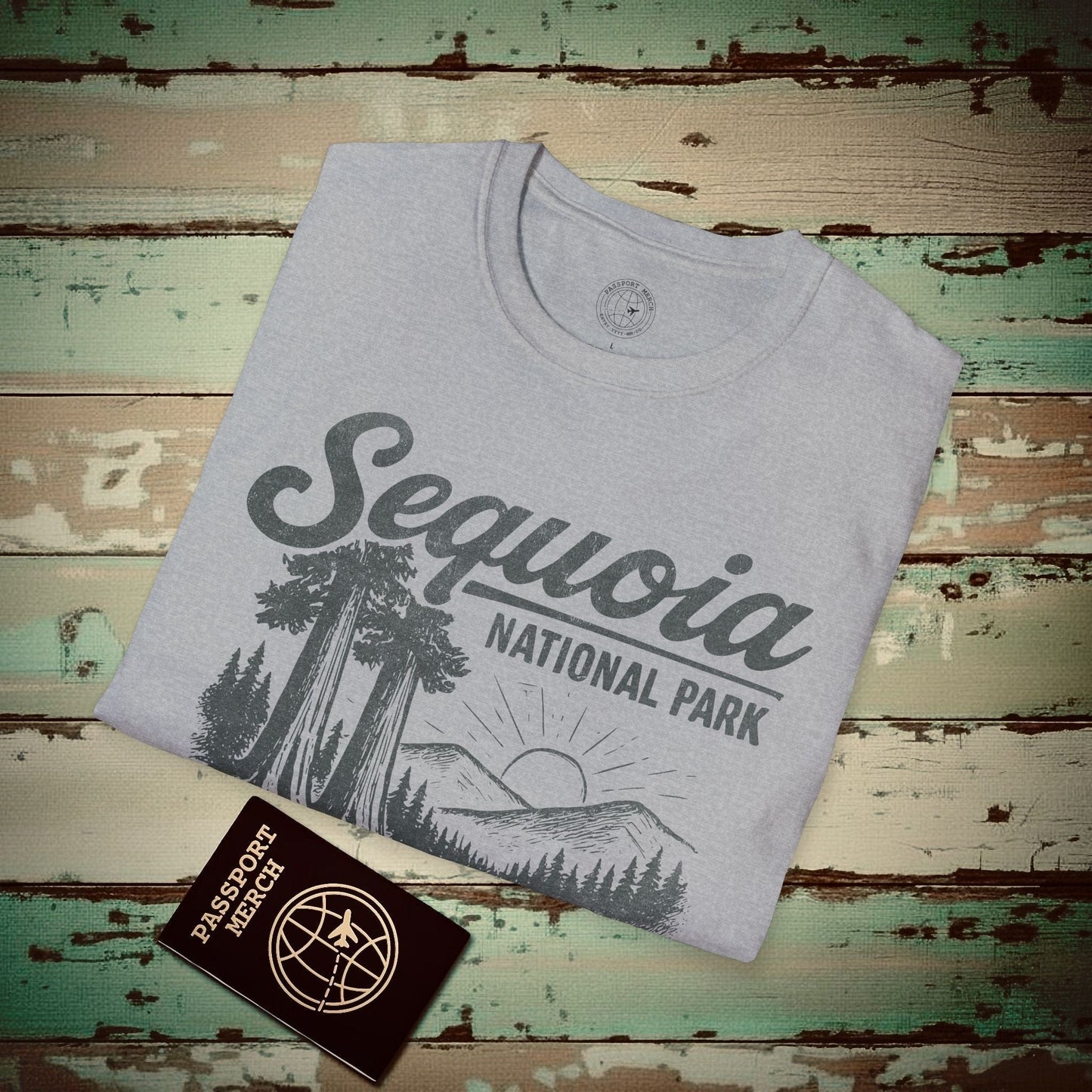 Sequoia National Park Vintage Monochrome, California T-Shirt Sport Grey / S