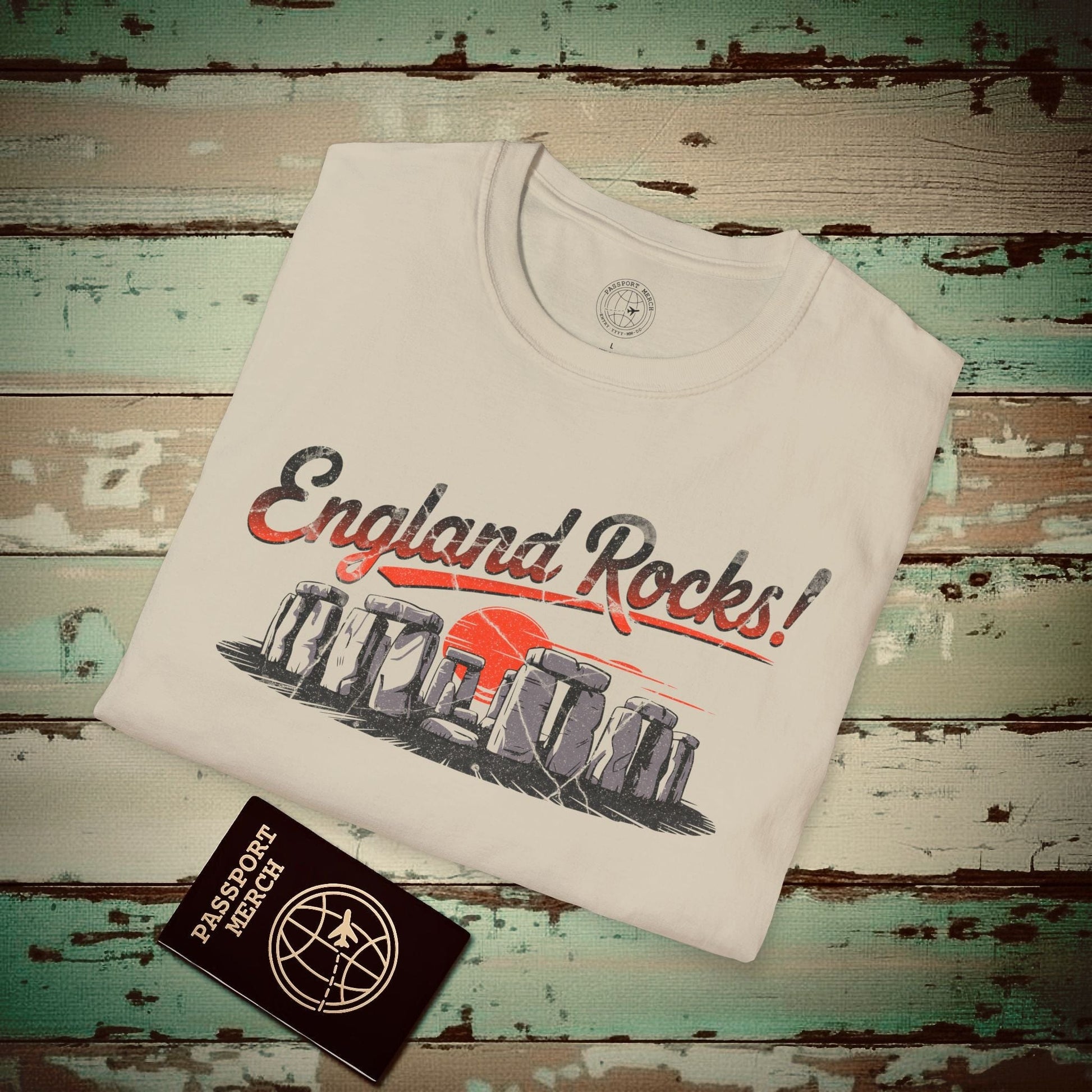 Stonehenge - England Rocks! T-Shirt Sand / S