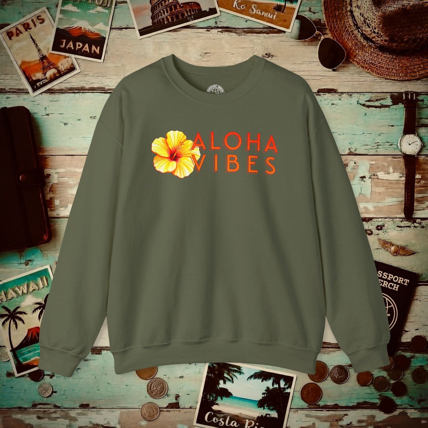 Sun-Kissed Hibiscus Aloha Vibes, Hawaii Crewneck Military Green / S