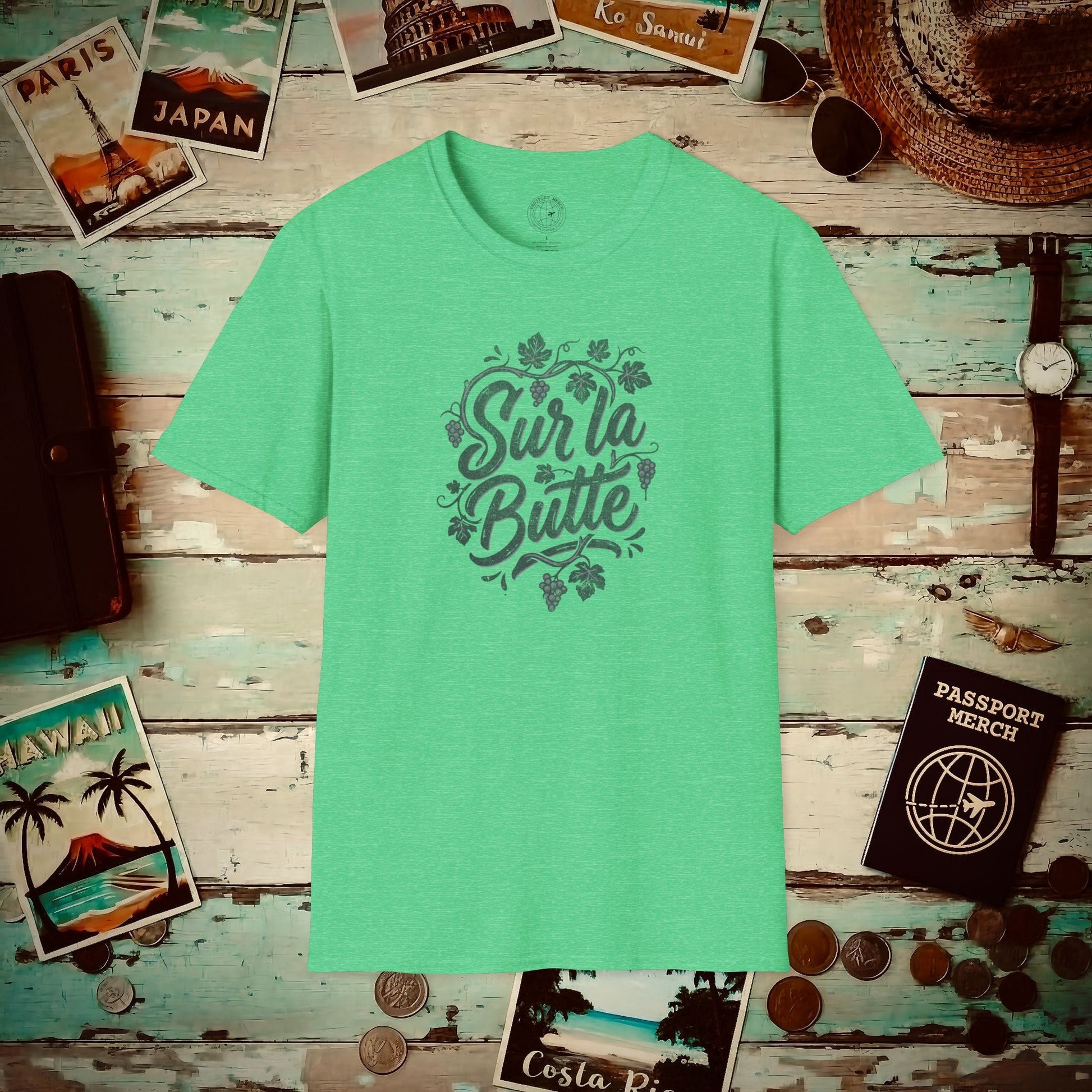 Sur la Butte Montmartre, France T-Shirt Heather Irish Green / S