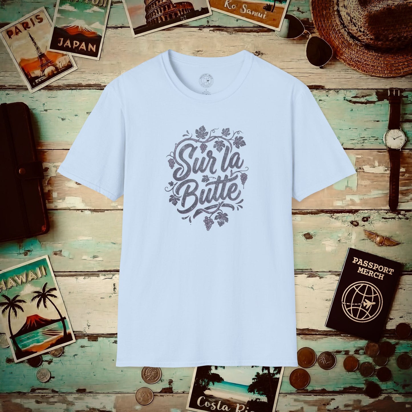 Sur la Butte Montmartre, France T-Shirt Light Blue / S