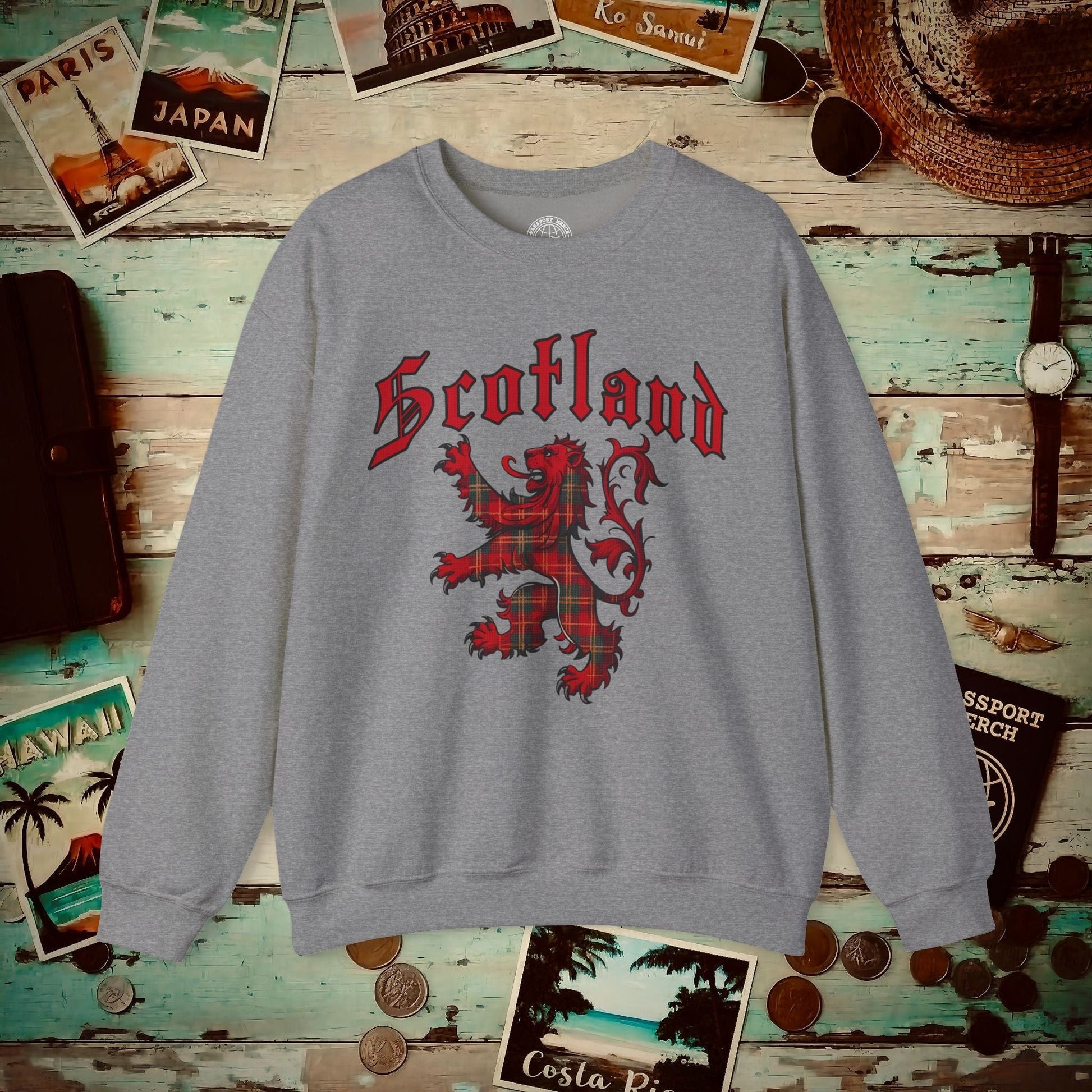 Tartan Lion Rampant, Scotland, UK Crewneck Graphite Heather / S