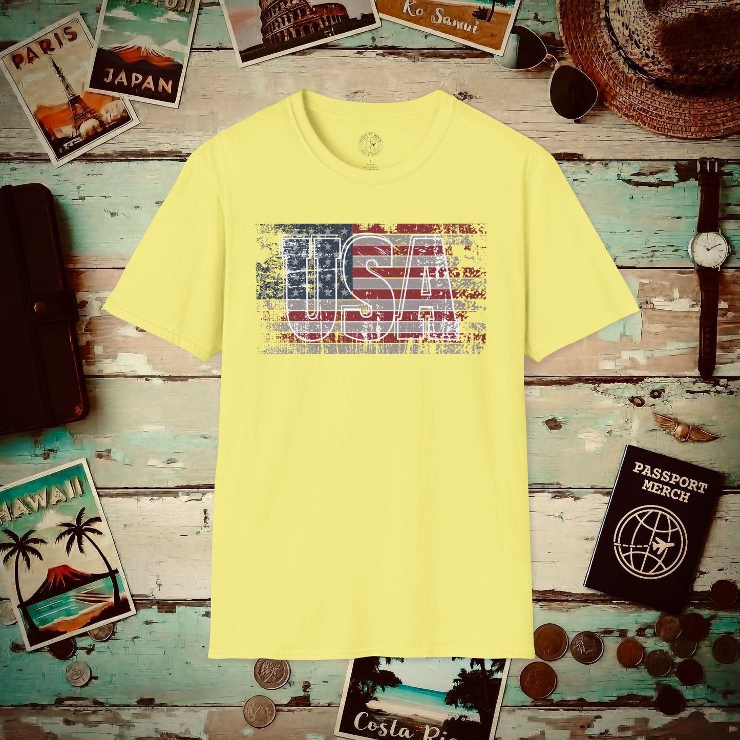 Vintage American Flag Patriotism USA T-Shirt Cornsilk / S
