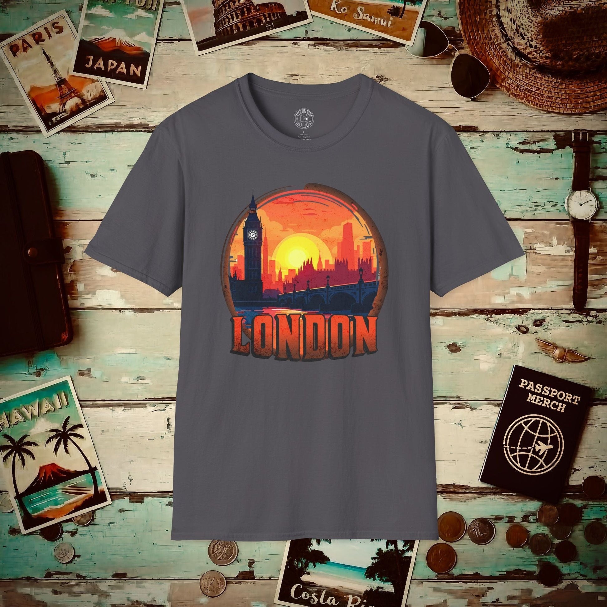 Vintage Big Ben Sunset, London, England T-Shirt Charcoal / S