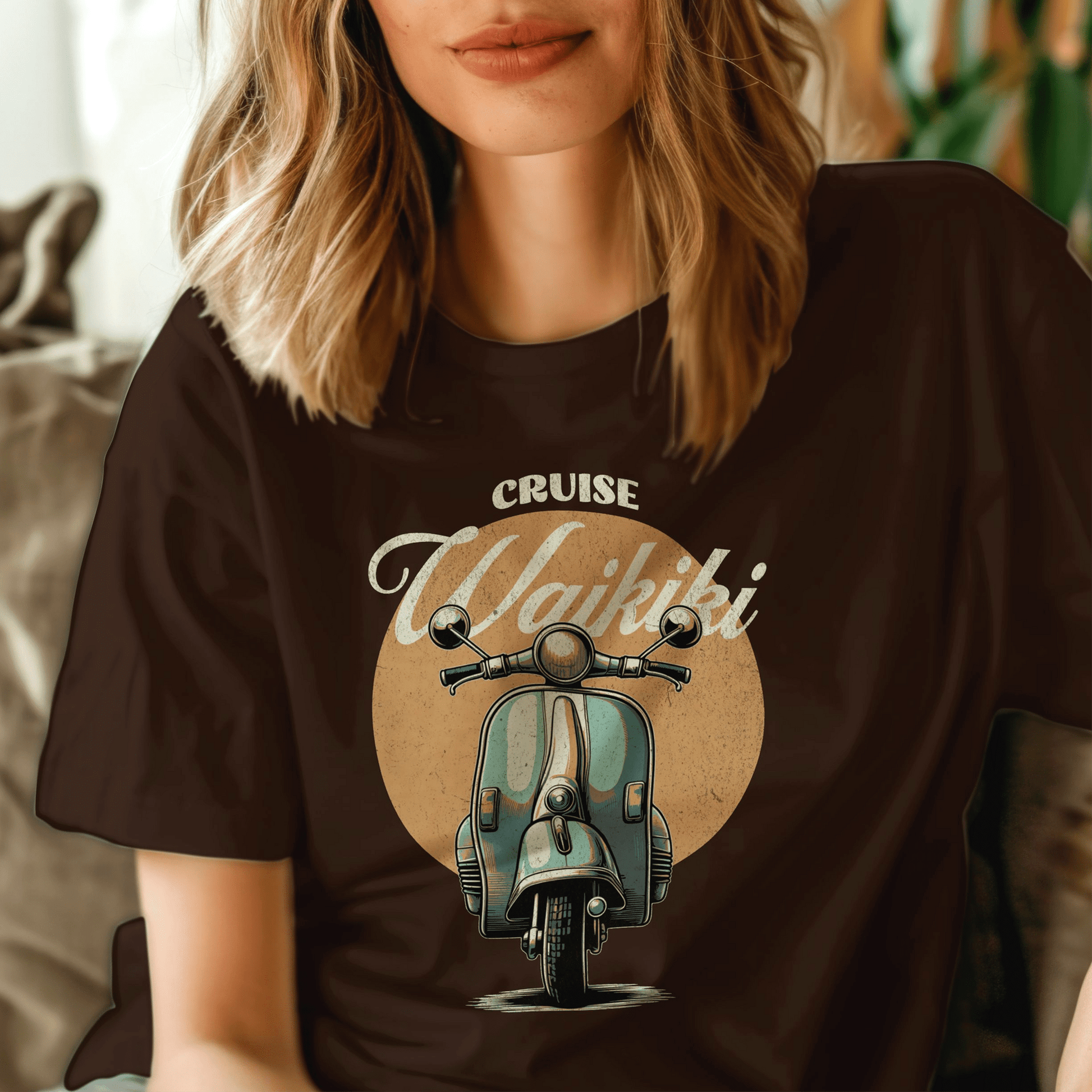 Vintage Cruise Waikiki Moped, Hawaii T-Shirt Dark Chocolate / S