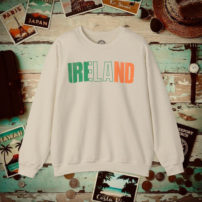 Vintage Ireland Patriotism Letter Flag Crewneck Sand / S