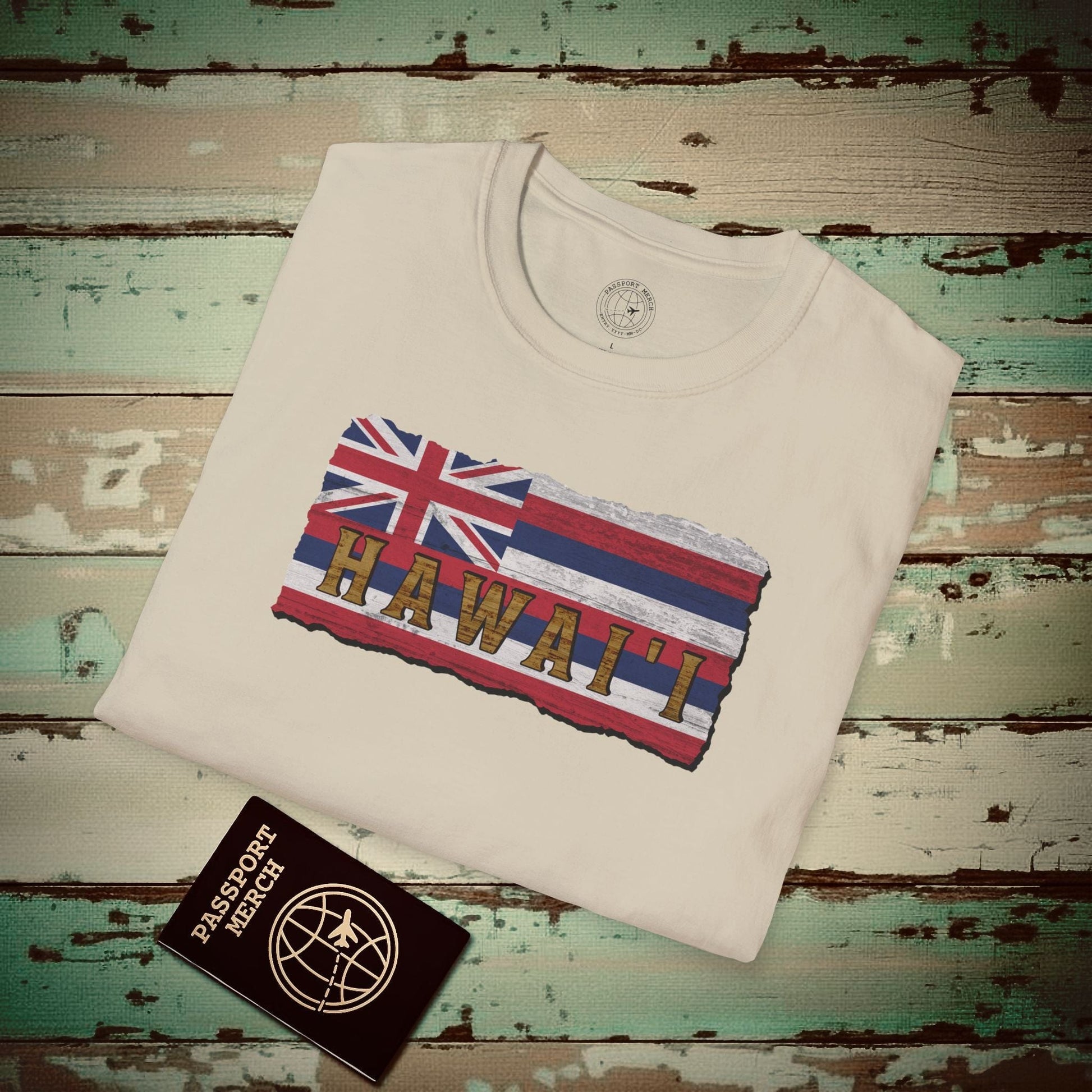 Vintage Koa Wood Carved Hawaiian Flag T-Shirt Sand / S