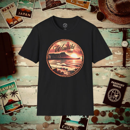 Vintage Nostalgia, Waikiki, Hawaii T-Shirt Black / S