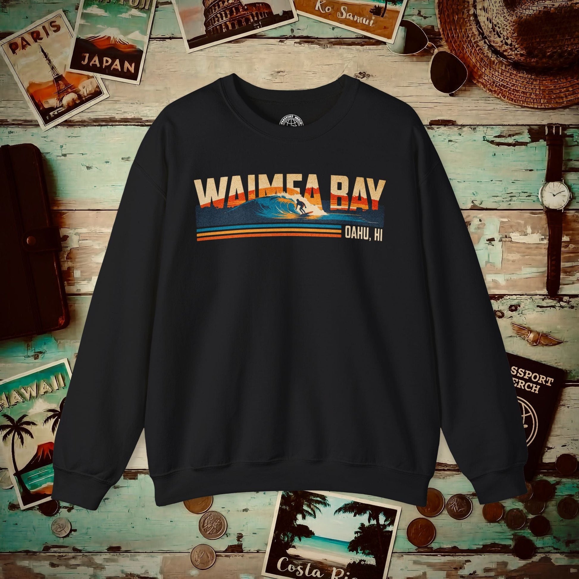 Waimea Bay, Oahu, Hawaii - Vibrant Surf Retro Crewneck Black / S