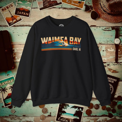 Waimea Bay, Oahu, Hawaii - Vibrant Surf Retro Crewneck Black / S