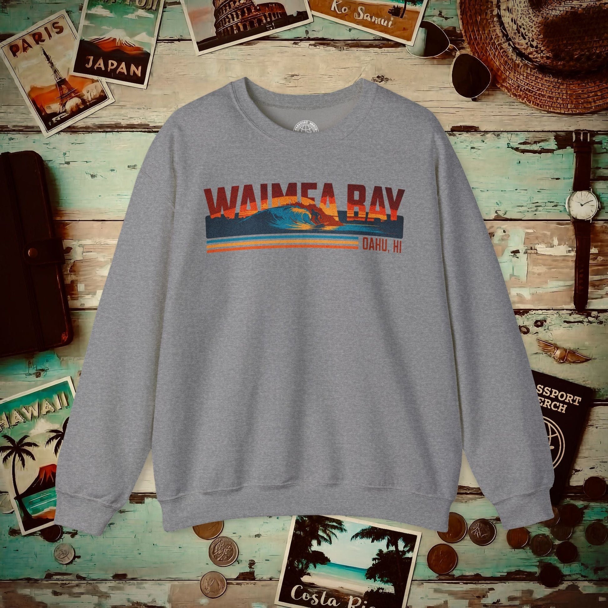 Waimea Bay, Oahu, Hawaii - Vibrant Surf Retro Crewneck Graphite Heather / S