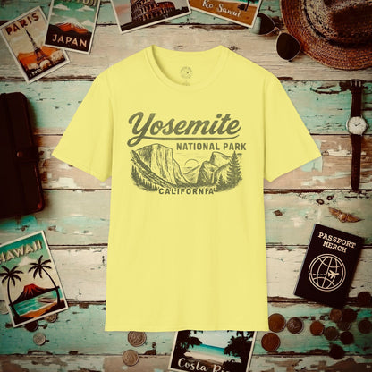 Yosemite National Park Vintage Monochrome, California T-Shirt Cornsilk / S