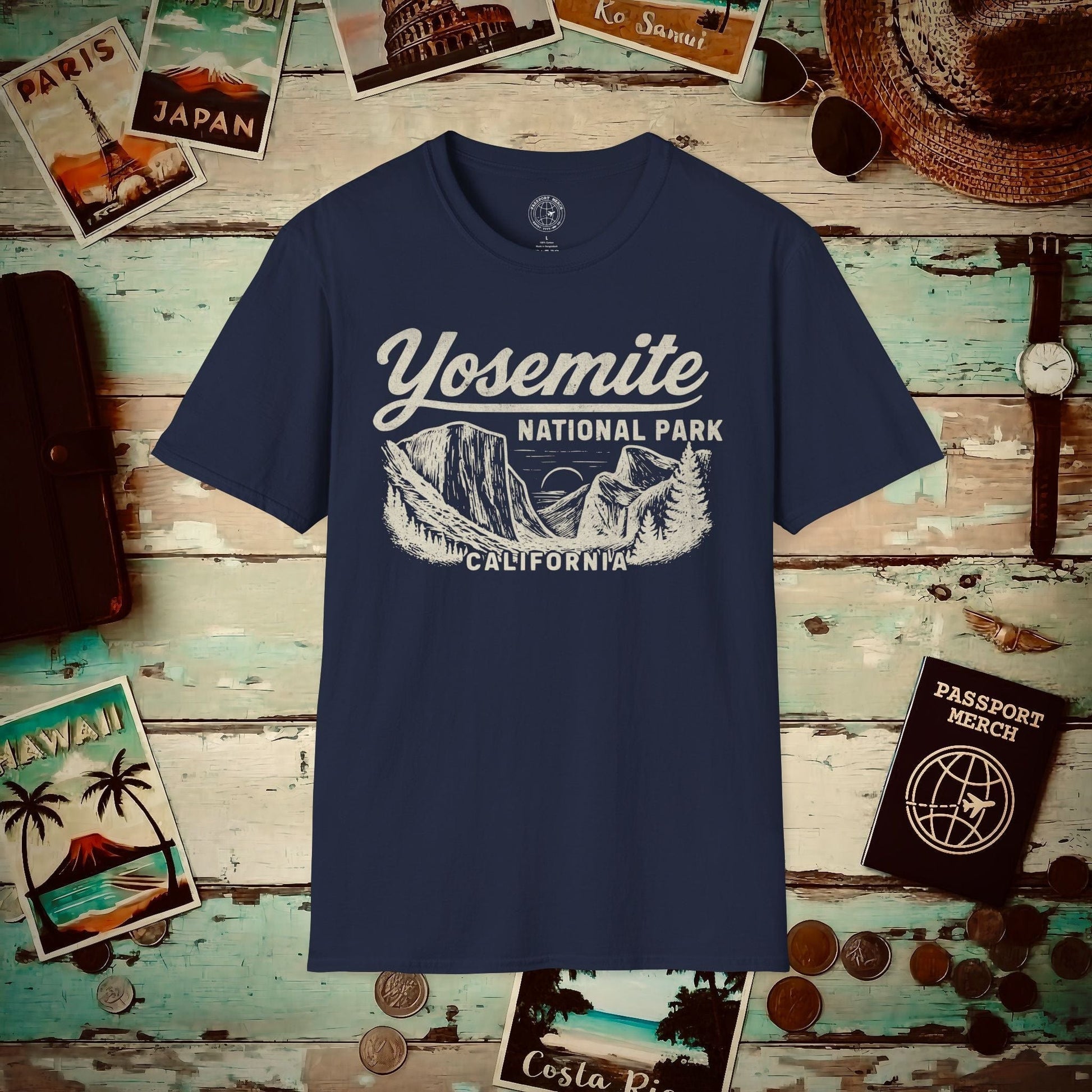 Yosemite National Park Vintage Monochrome, California T-Shirt Navy / S