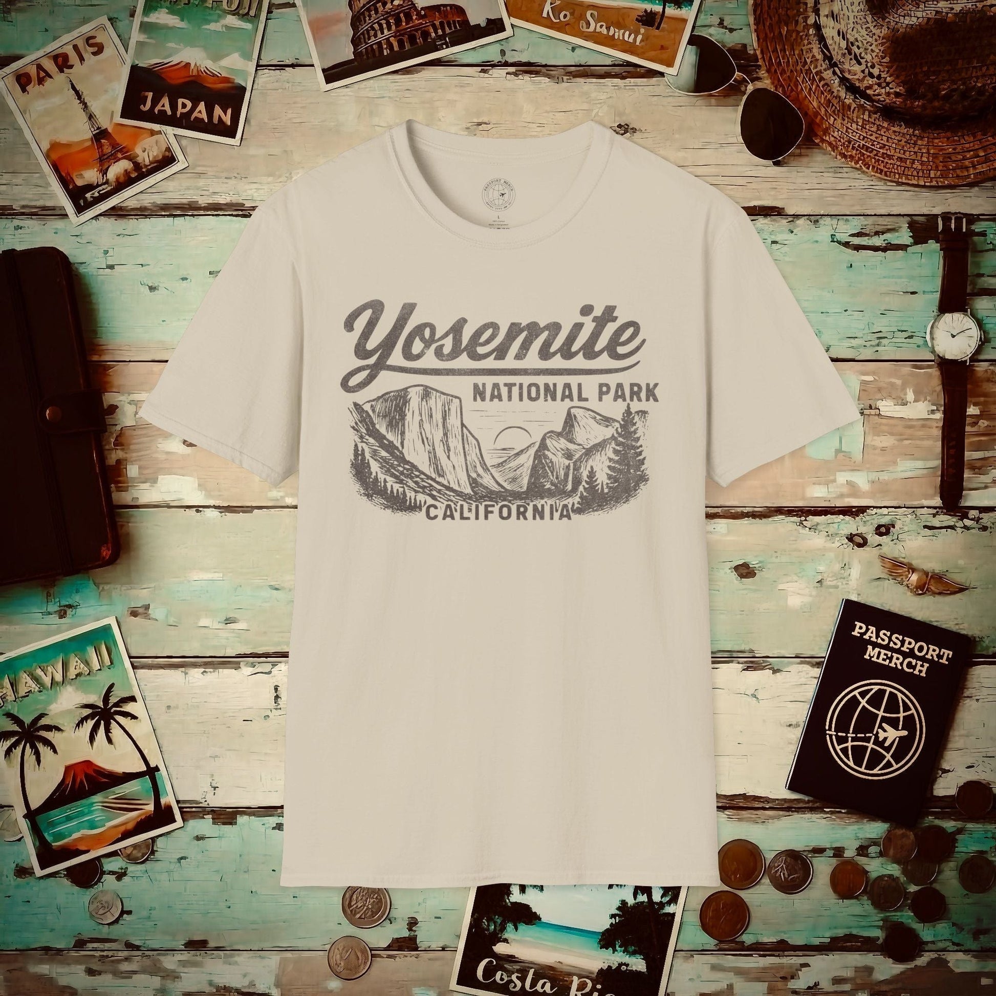 Yosemite National Park Vintage Monochrome, California T-Shirt Sand / S