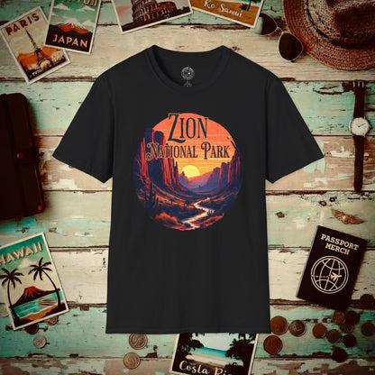 Zion National Park, Utah T-Shirt Black / S