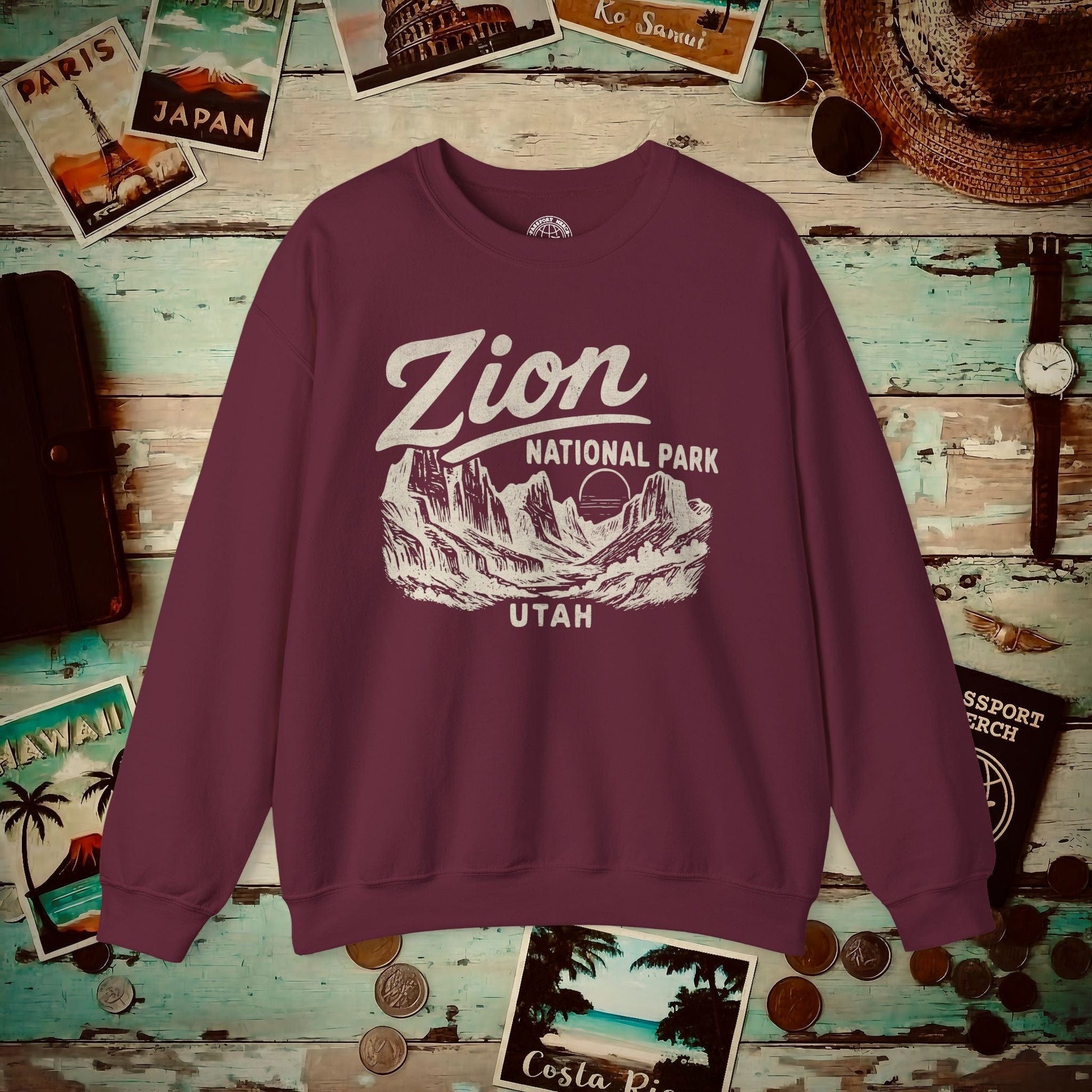 Zion National Park Vintage Monochrome, Utah Crewneck Maroon / S