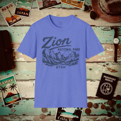 Zion National Park Vintage Monochrome, Utah T-Shirt Heather Royal / S